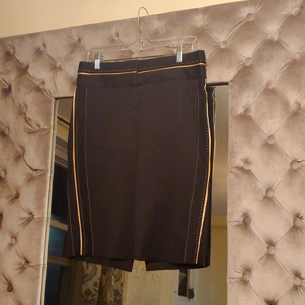 Bebe Pinstripe Pencil Skirt Size 4